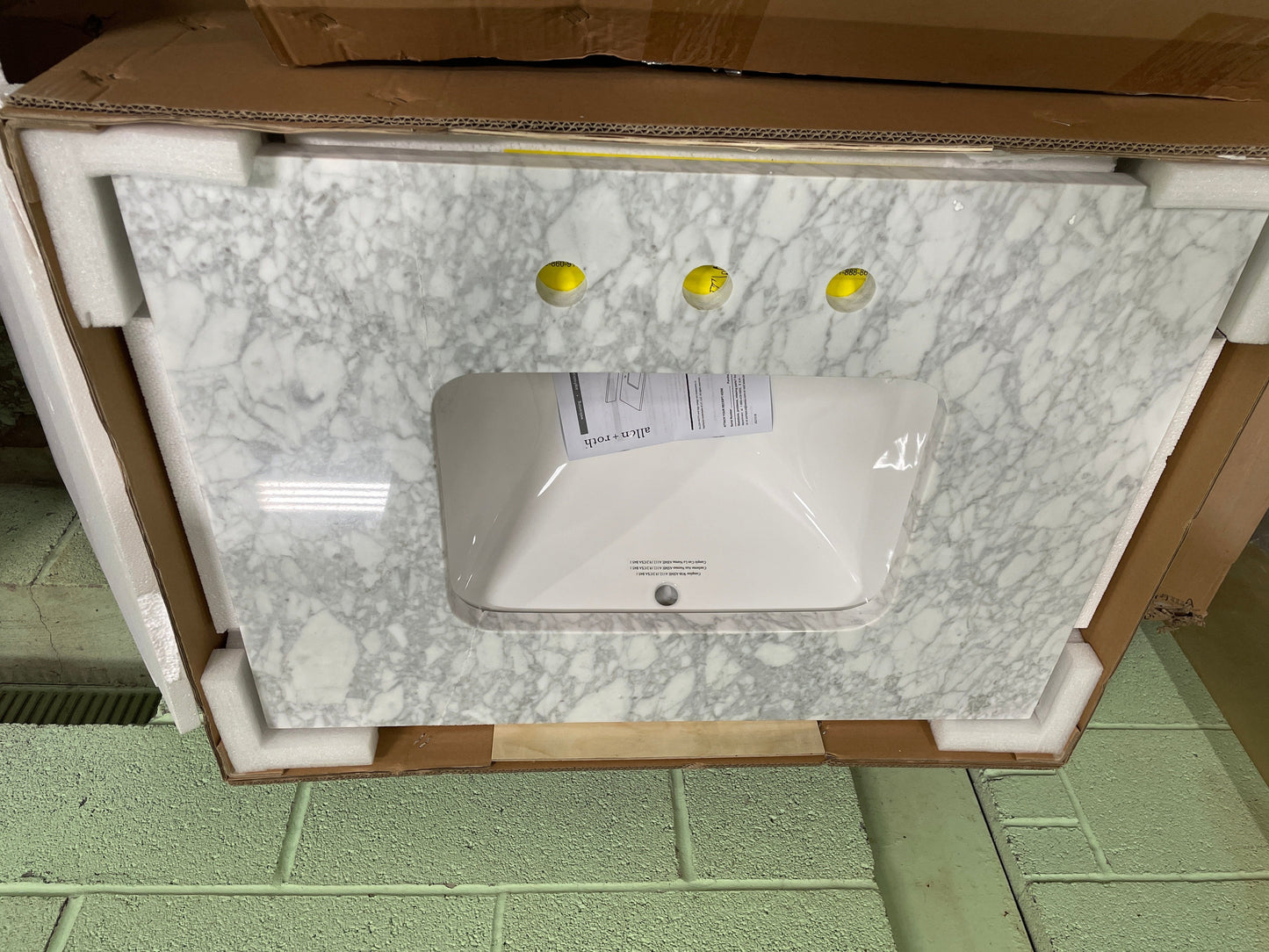 RTL028 - 31" Vanity Top with Sink