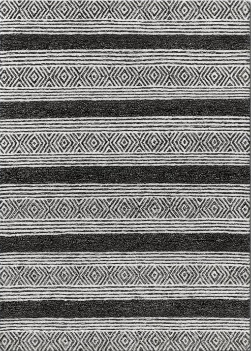 7'x10' Woven Area Rug (black/off-white)